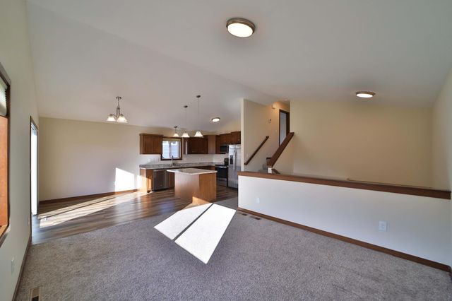 978 York Crt, Brainerd, MN 56401