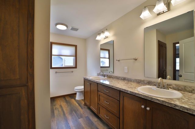 978 York Crt, Brainerd, MN 56401