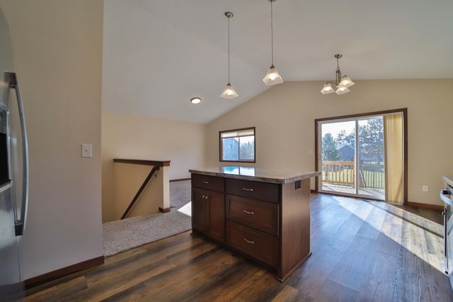 978 York Crt, Brainerd, MN 56401