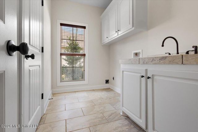 160 Western Ridge Circle, Canton, MS 39046
