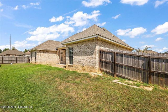 160 Western Ridge Circle, Canton, MS 39046