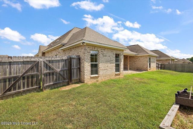 160 Western Ridge Circle, Canton, MS 39046