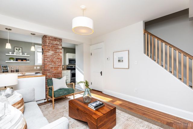 3825 Stites Place, Cincinnati, OH 45226