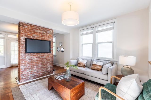 3825 Stites Place, Cincinnati, OH 45226