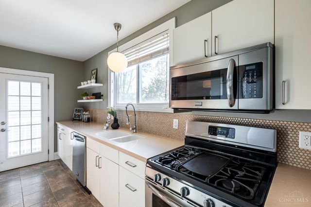 3825 Stites Place, Cincinnati, OH 45226