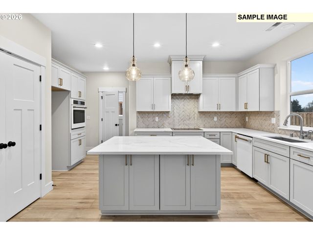 18970 Se CROOKED RIVER St 52, Sandy, OR 97055