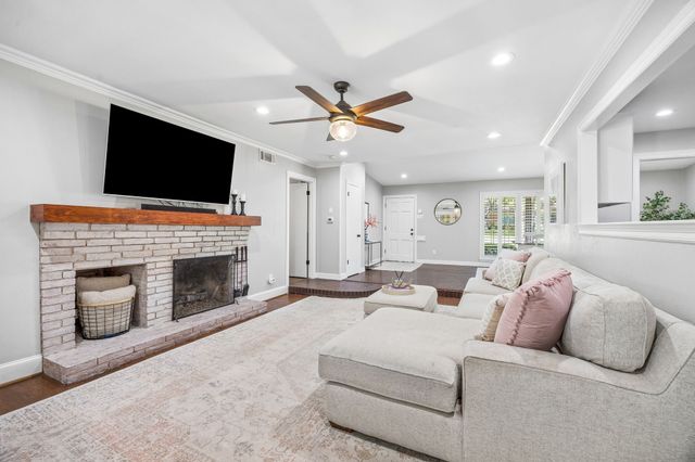 10105 Kirkhaven Drive, Dallas, TX 75238