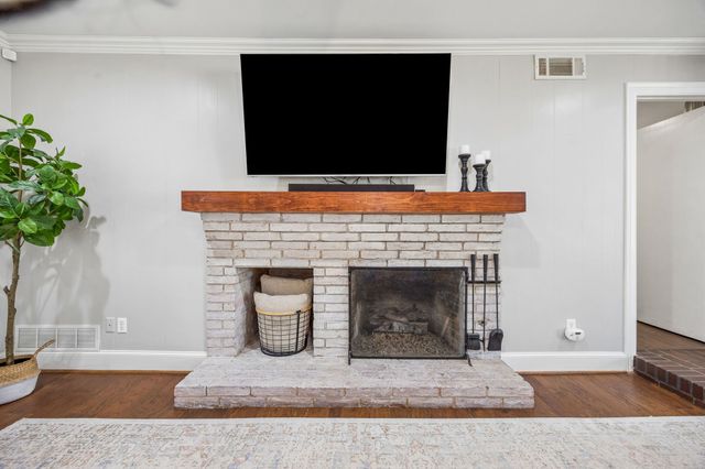 10105 Kirkhaven Drive, Dallas, TX 75238