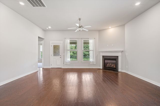 3154 Rift Ln, Murfreesboro, TN 37130