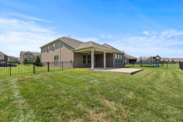 3154 Rift Ln, Murfreesboro, TN 37130