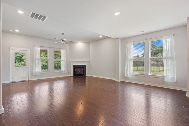 3154 Rift Ln, Murfreesboro, TN 37130