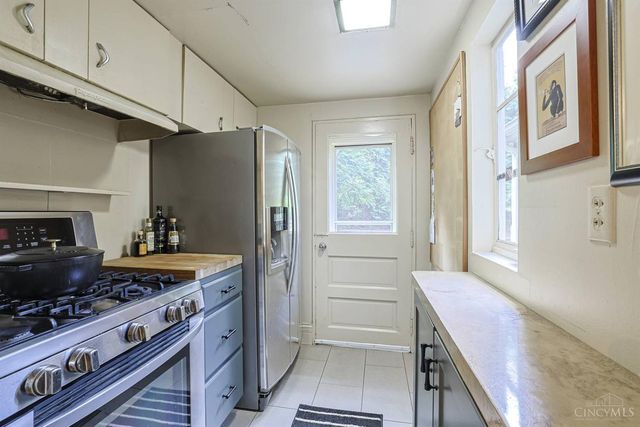 3219 Hardisty Avenue, Cincinnati, OH 45208