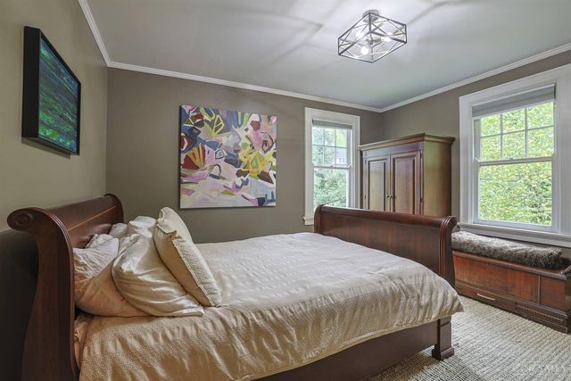 3219 Hardisty Avenue, Cincinnati, OH 45208