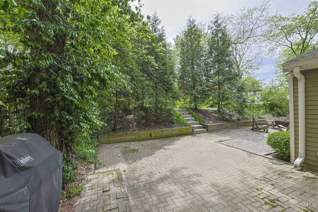 3219 Hardisty Avenue, Cincinnati, OH 45208