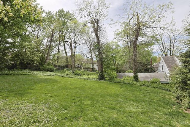 3219 Hardisty Avenue, Cincinnati, OH 45208