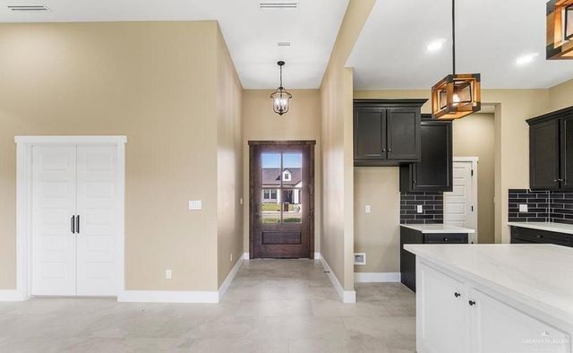 811 W 17th W Street, Weslaco, TX 78596