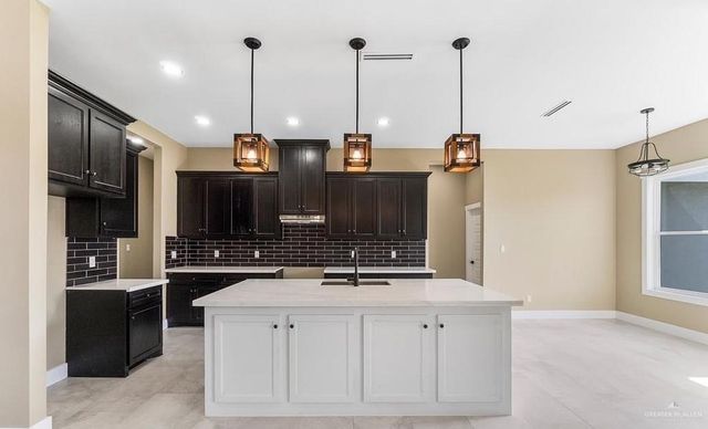 811 W 17th W Street, Weslaco, TX 78596