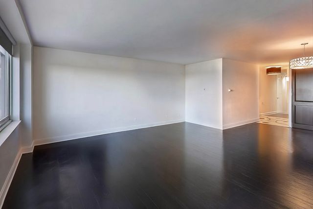 1440 N Lake Shore Drive 5D, Chicago, IL 60610