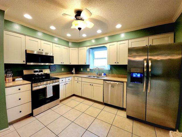 6730 Walden Circle, Tallahassee, FL 32317