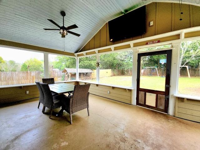 6730 Walden Circle, Tallahassee, FL 32317