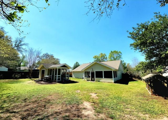 6730 Walden Circle, Tallahassee, FL 32317