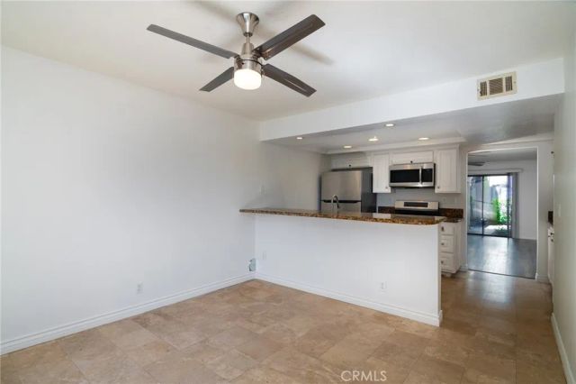 7668 Baypoint Drive 106, Huntington Beach, CA 92648