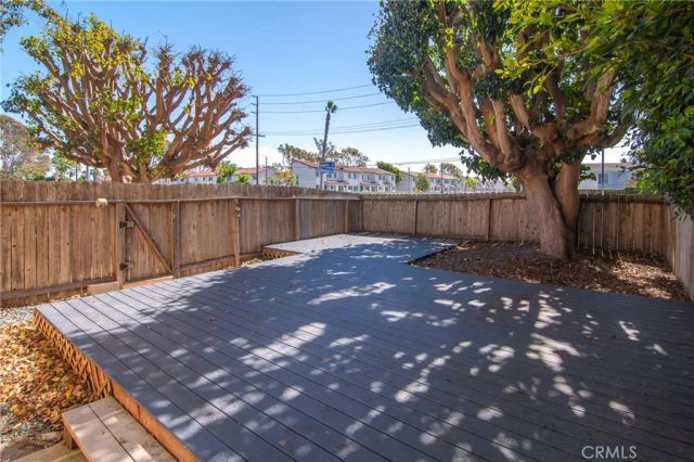 7668 Baypoint Drive 106, Huntington Beach, CA 92648
