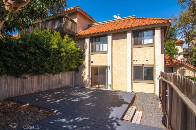 7668 Baypoint Drive 106, Huntington Beach, CA 92648
