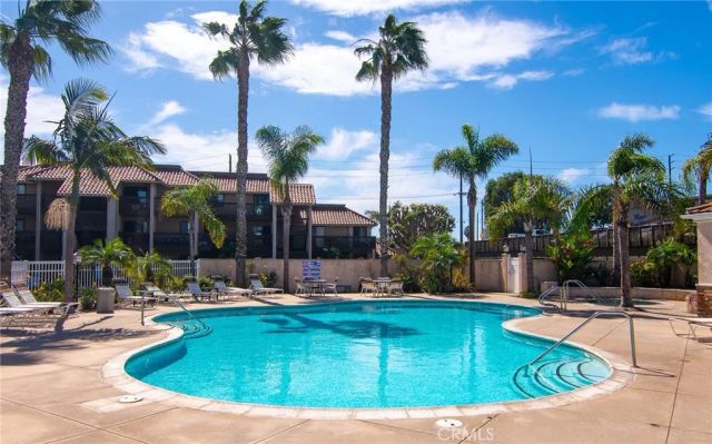 7668 Baypoint Drive 106, Huntington Beach, CA 92648