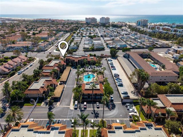 7668 Baypoint Drive 106, Huntington Beach, CA 92648
