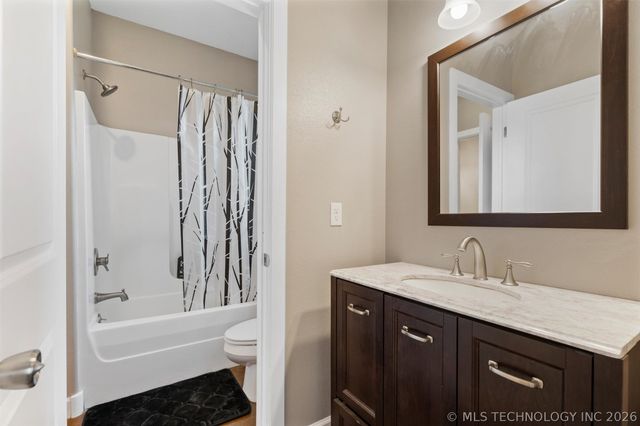 13331 N 3937 Drive, Bartlesville, OK 74003