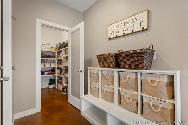 13331 N 3937 Drive, Bartlesville, OK 74003