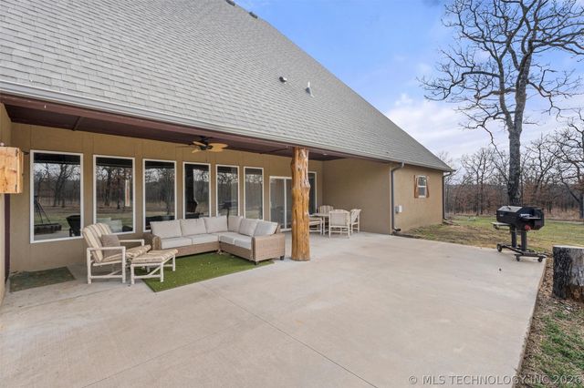 13331 N 3937 Drive, Bartlesville, OK 74003