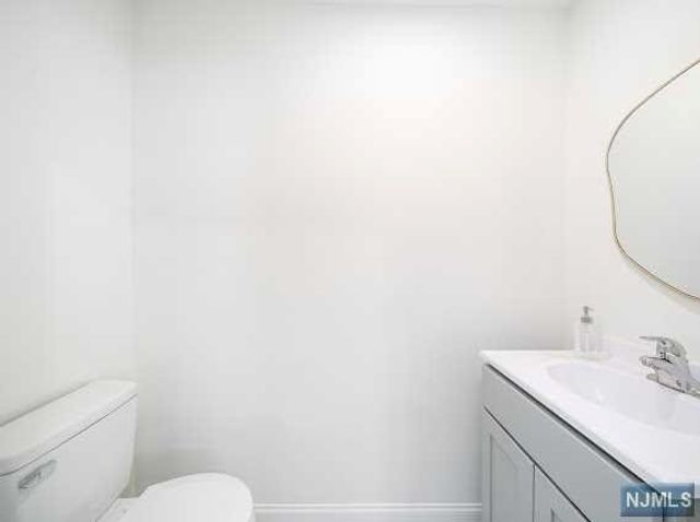 1007 Belle Avenue, Teaneck, NJ 07666