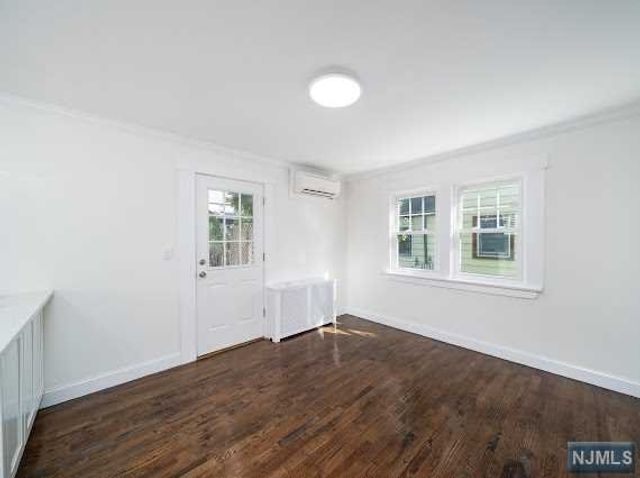 1007 Belle Avenue, Teaneck, NJ 07666