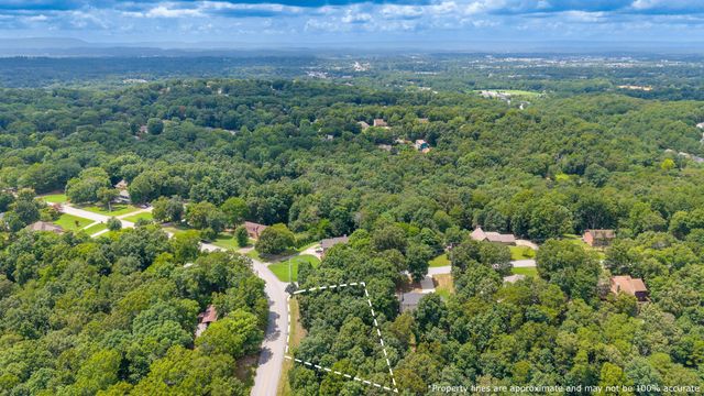 800 Brookhollow Lane, Chattanooga, TN 37421