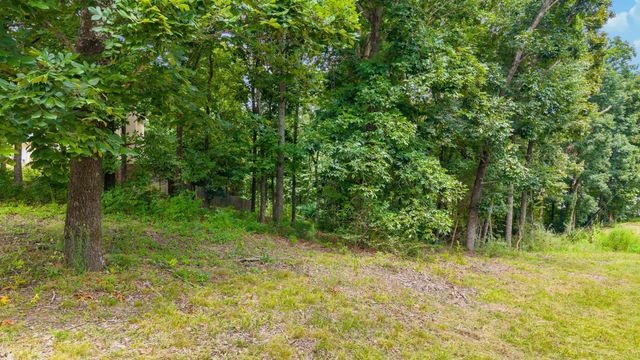 800 Brookhollow Lane, Chattanooga, TN 37421