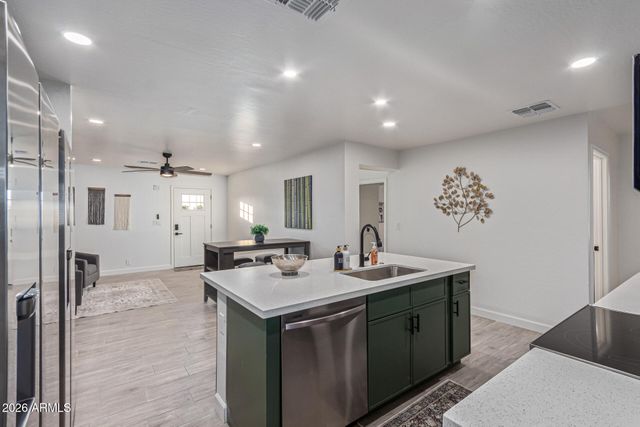 2021 W 2ND Place, Mesa, AZ 85201