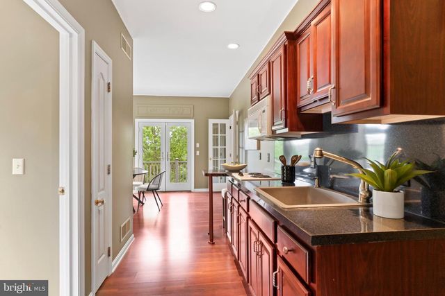 7 ACCENT CIR, Camp Hill, PA 17011