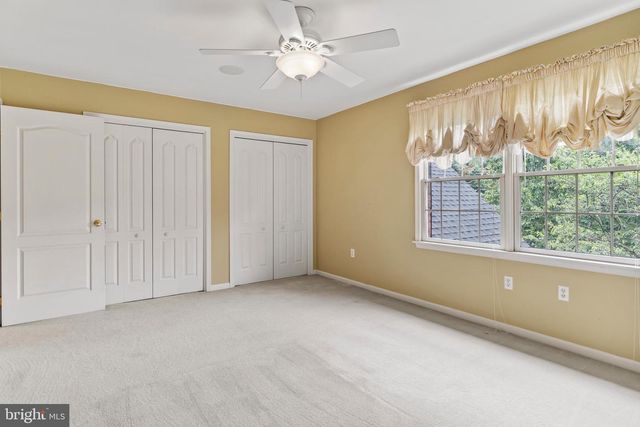 7 ACCENT CIR, Camp Hill, PA 17011