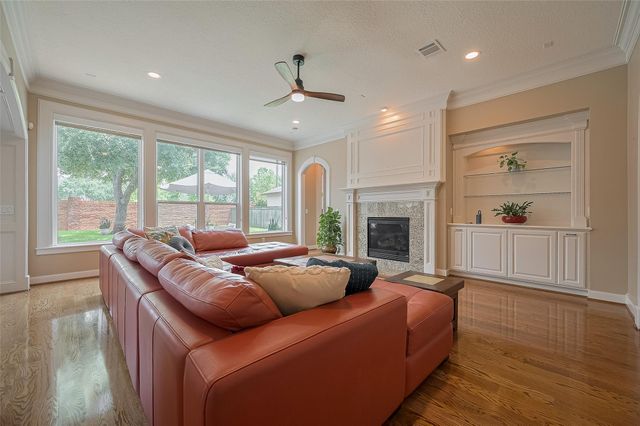 11826 Legend Manor Drive, Houston, TX 77082