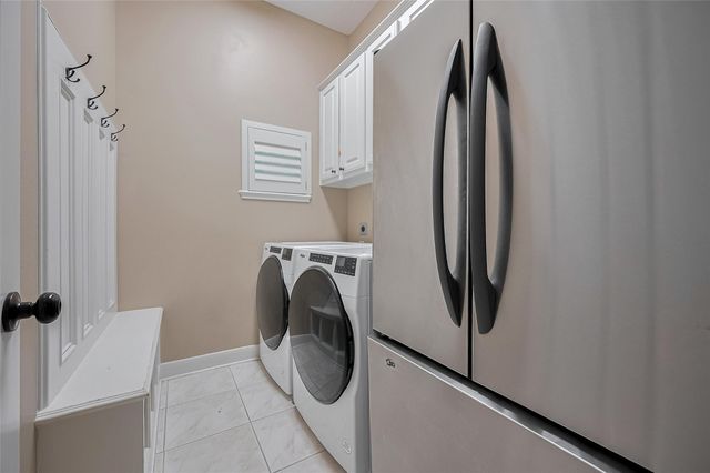 11826 Legend Manor Drive, Houston, TX 77082