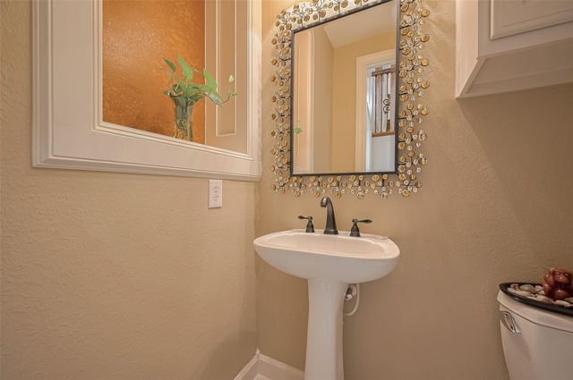 11826 Legend Manor Drive, Houston, TX 77082