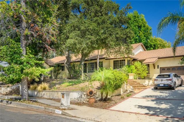 6247 Hamilton Lane, La Crescenta, CA 91214
