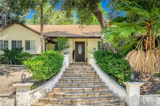 6247 Hamilton Lane, La Crescenta, CA 91214