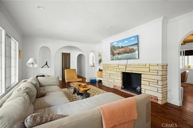 6247 Hamilton Lane, La Crescenta, CA 91214