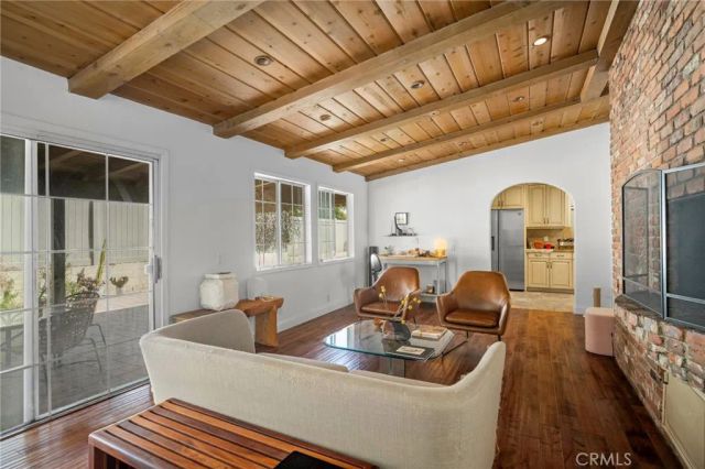 6247 Hamilton Lane, La Crescenta, CA 91214