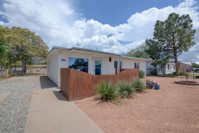 1128 Marron Circle NE, Albuquerque, NM 87112