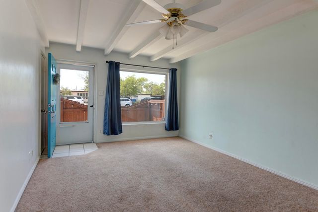 1128 Marron Circle NE, Albuquerque, NM 87112