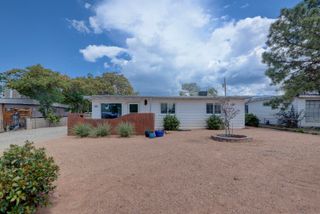 1128 Marron Circle NE, Albuquerque, NM 87112